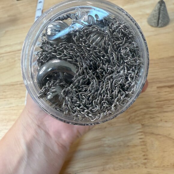 Mixed Jewelry Lot Wearable Silver & Gold Tone Chains Bracelets Necklaces Rings - Picture 13 of 14